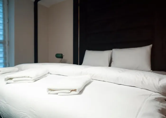 מלון Ay Hanedan 3*