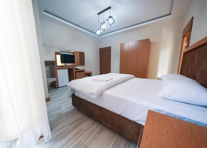 Ay Hanedan בורסה