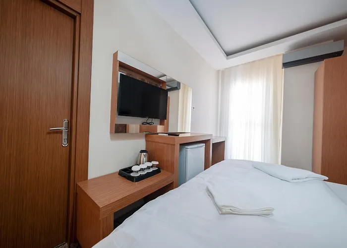 Ay Hanedan 3* בורסה