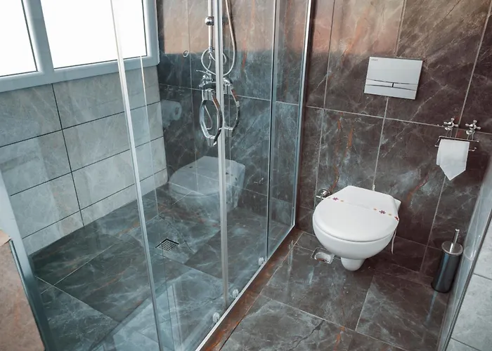 מלון Ay Hanedan 3*